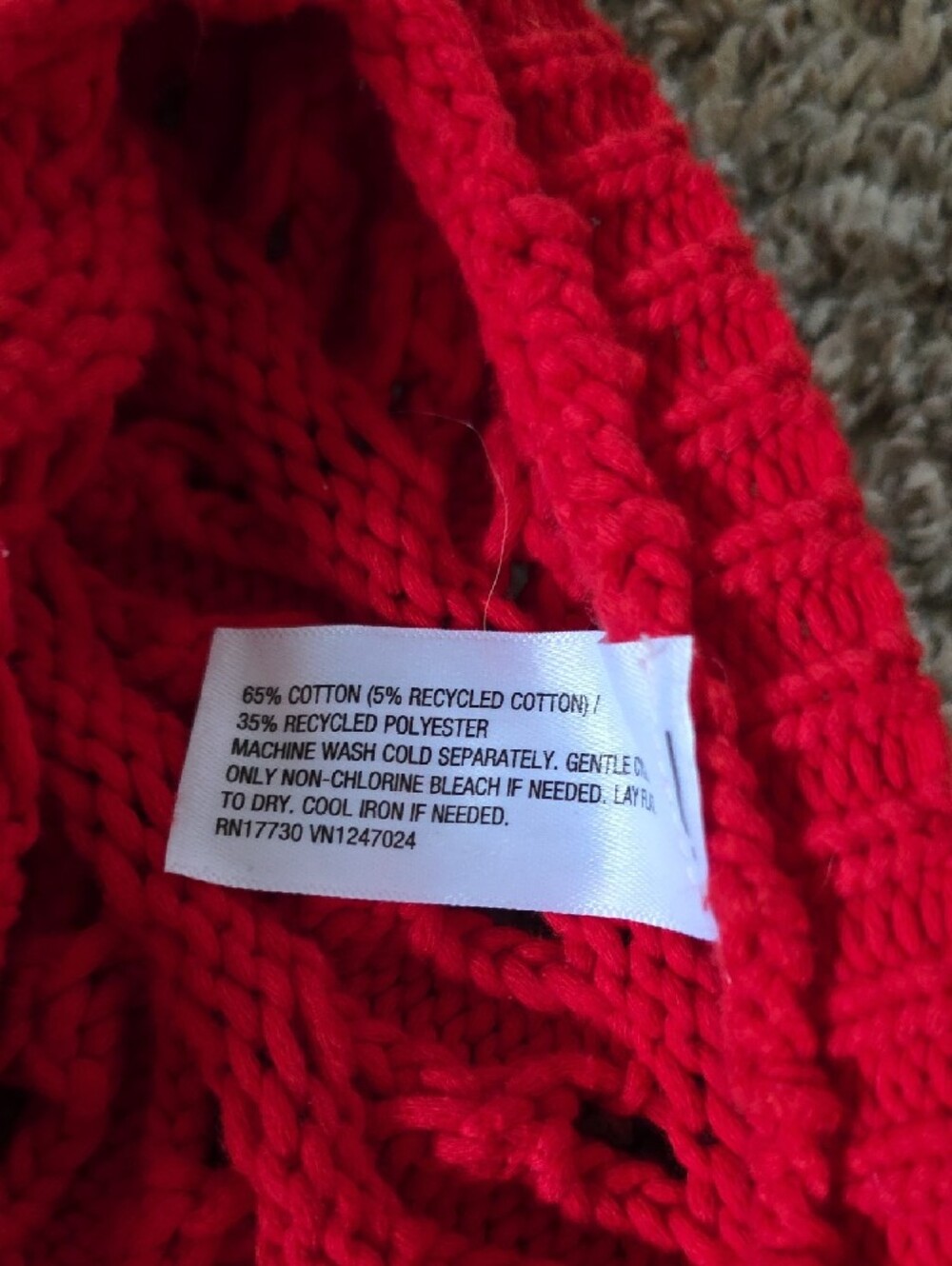 Chunky Cable Knit Sweater - Red - Picture 5 of 5